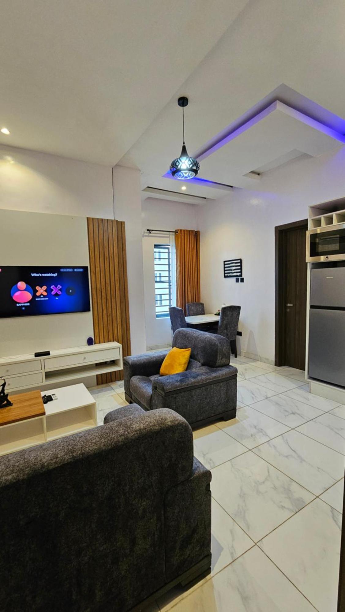 Sapphire Residences By Crystal Ikeja Exterior photo
