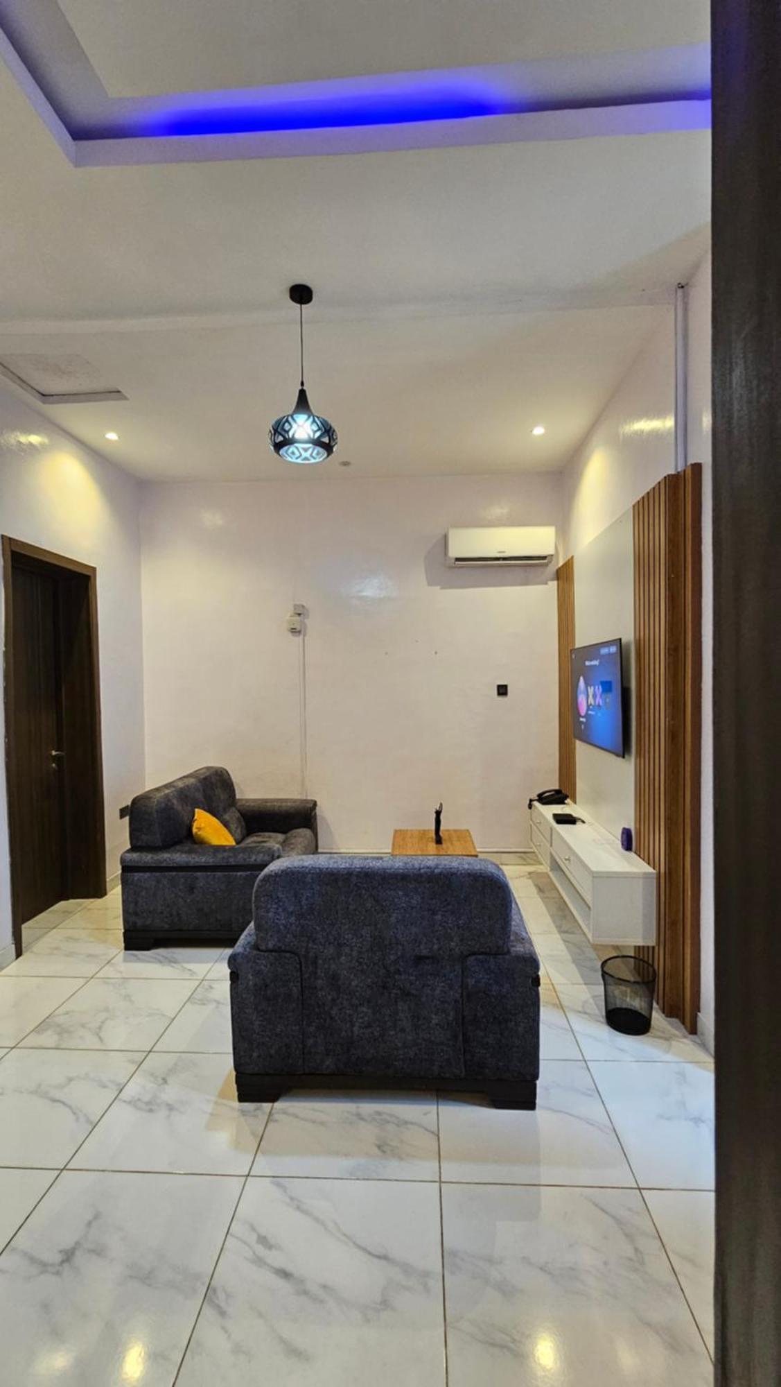 Sapphire Residences By Crystal Ikeja Exterior photo